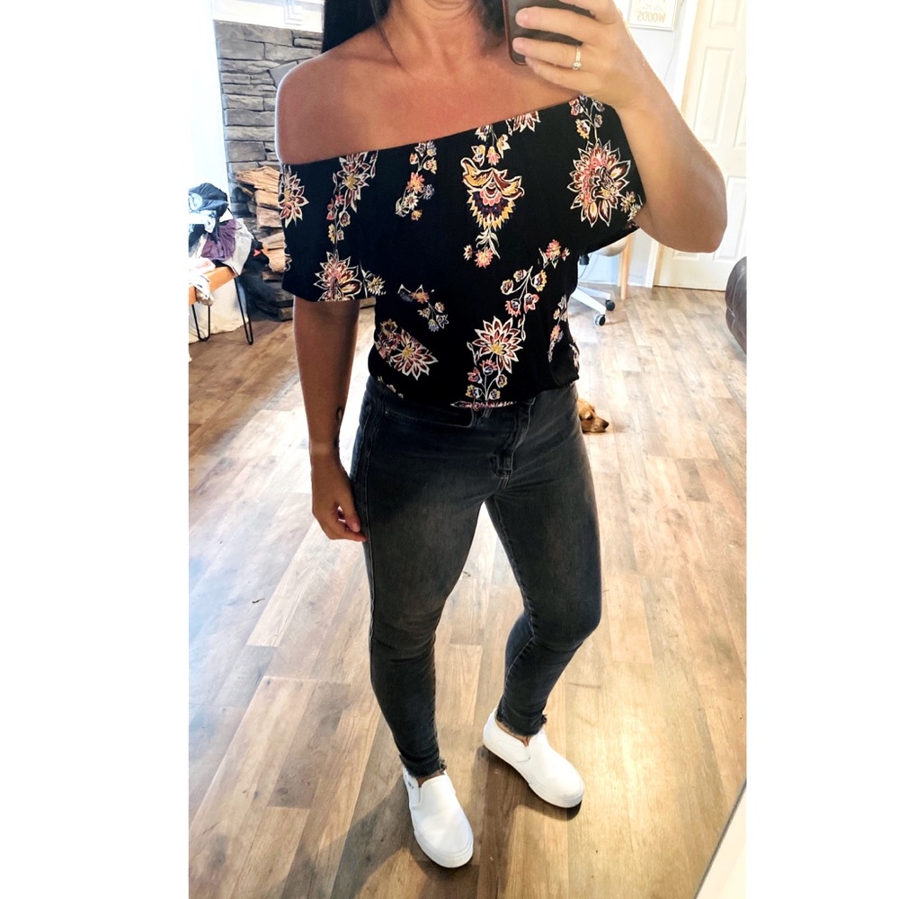 Off the shoulder fall top!
